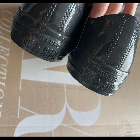 NEW WOMENS CONVERSE METALLIC SNEAKERS GRAY 5.5 - Picture 11 of 12